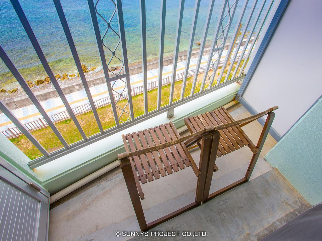 Okinawa Ocean Front Hotel Csatan Kültér fotó